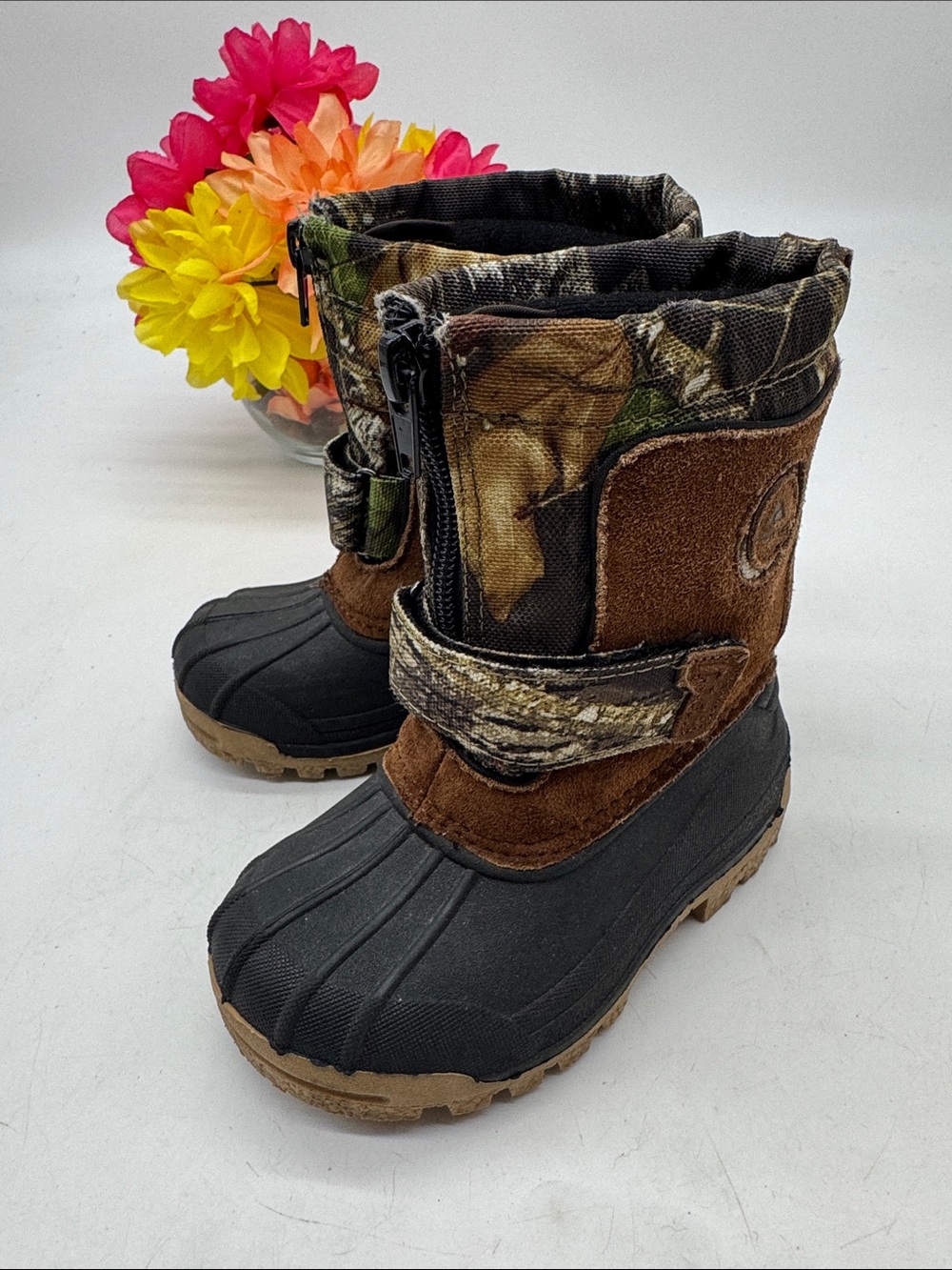 Ozark Trail Kids Brown & Black Camo Insulated Winter Boots Size 7 WRB10344F